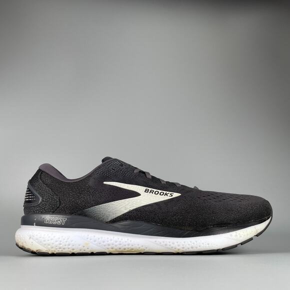 Brooks Ghost 16 Running Men\'s 15 2E Black Gray White Athletic Sneakers Running